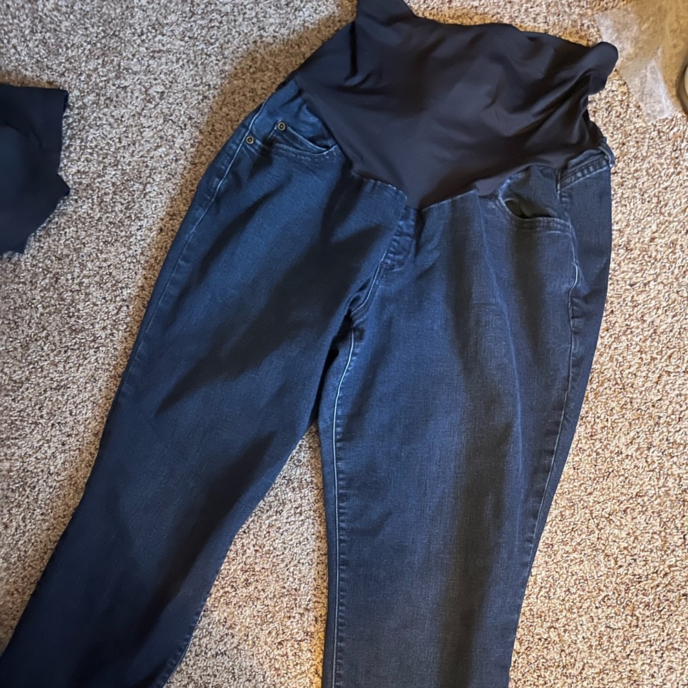 Maternity Capris
